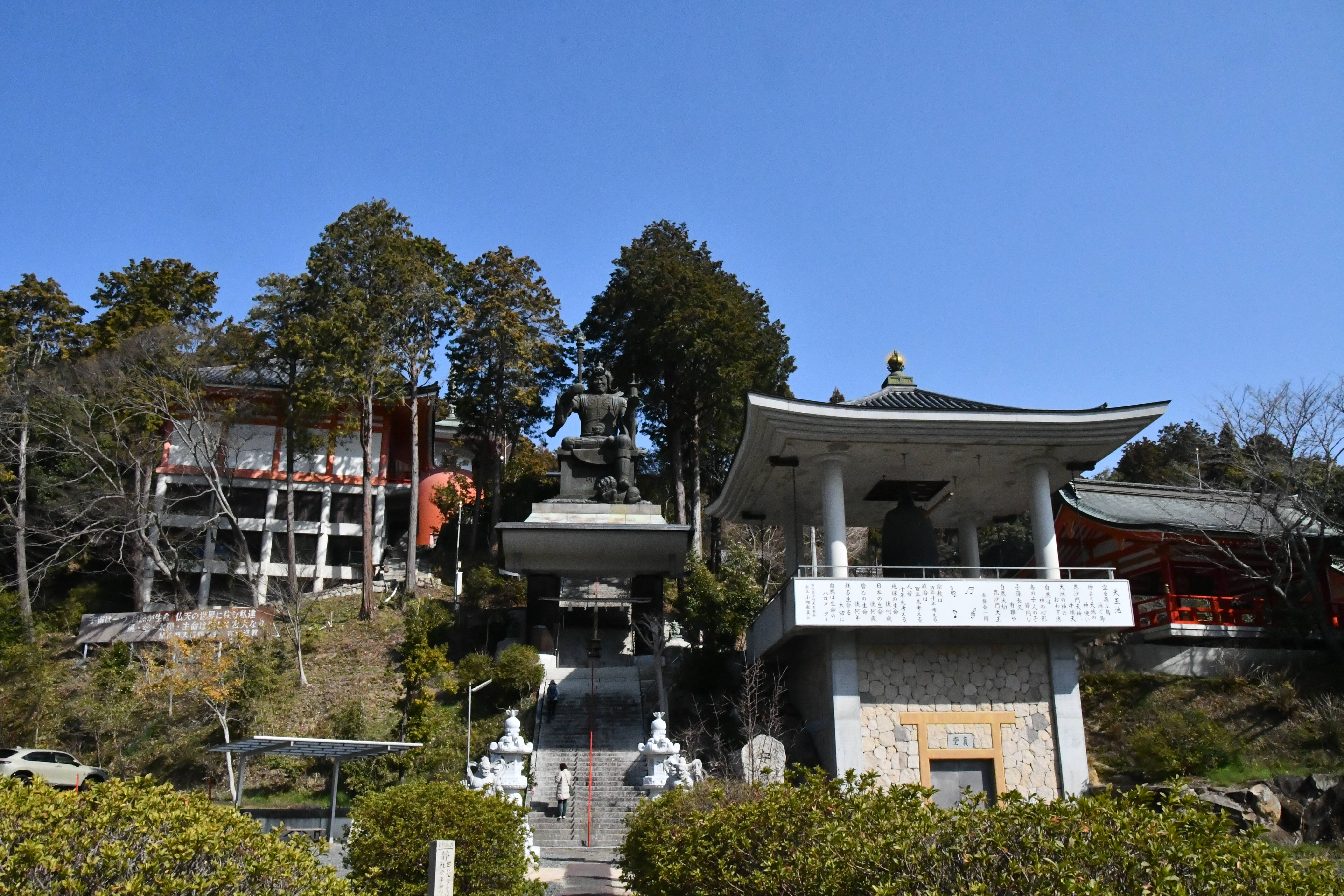 アプローチ（安養寺）.JPG