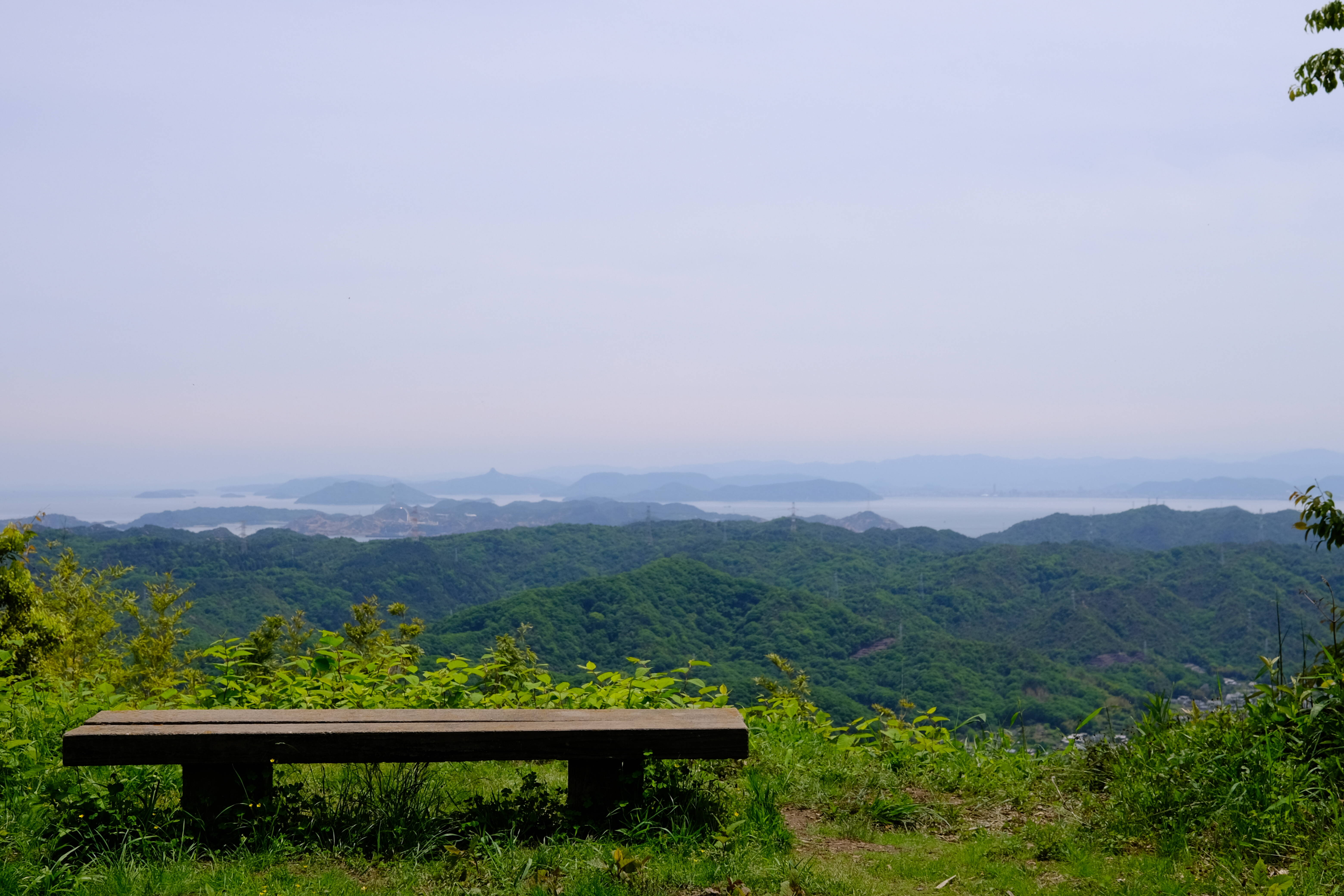 ベンチ越しの景色.JPG