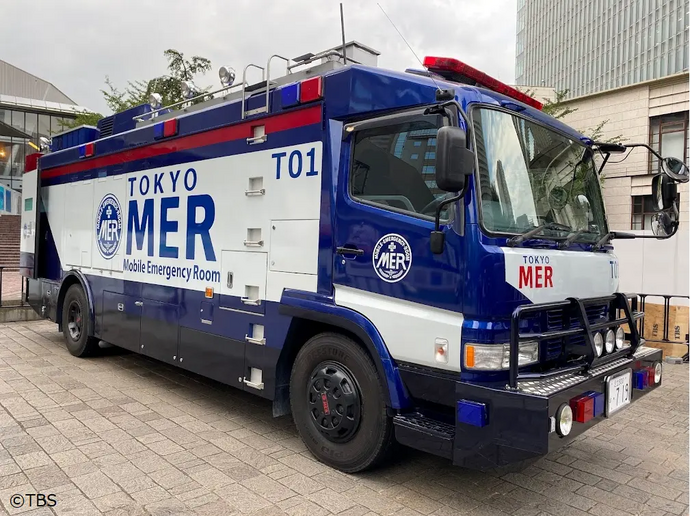 「TOKYO MER～走る緊急救命室～」に登場する“走る緊急救命室”こと「ERカー：T01」の写真
