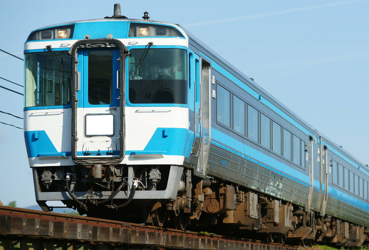 キハ185系リバイバルうずしお号のイメージ写真