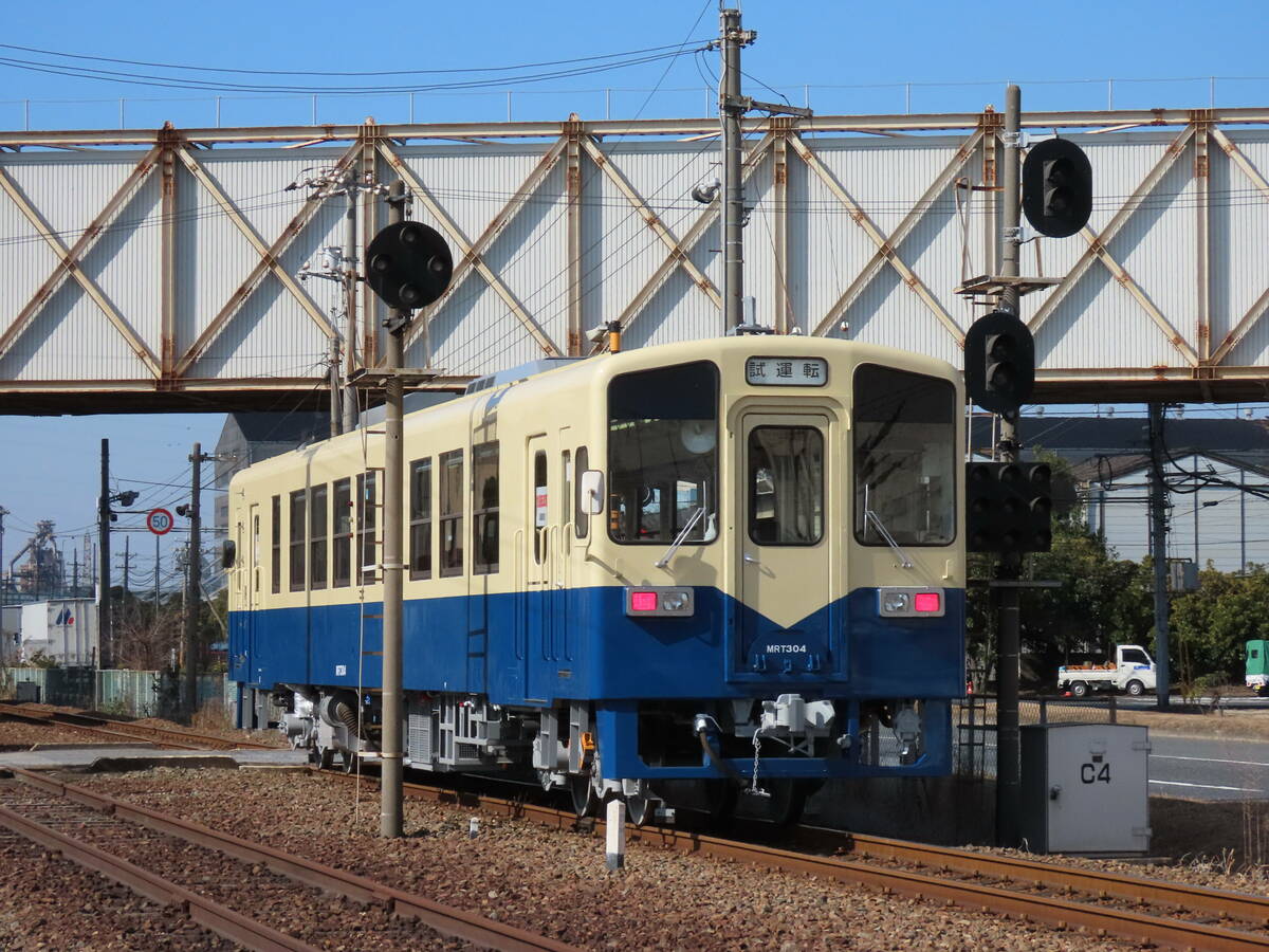 水島臨海鉄道80周年記念塗装列車のイメージ写真 その1