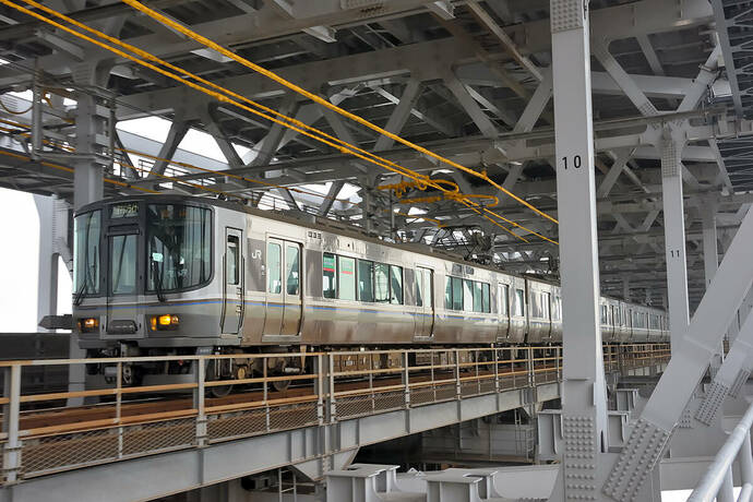 JR瀬戸大橋線上り列車（岡山行き）撮影イメージ写真