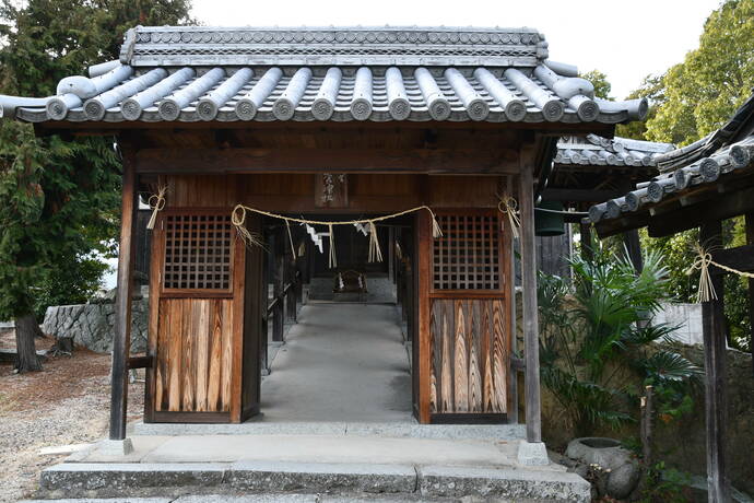 鯉喰神社の外観写真
