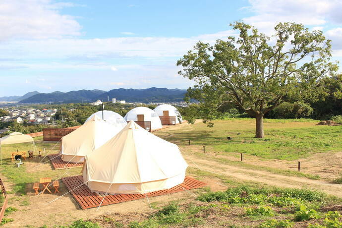 「OKAYAMA GLAMPING SORANIA(おかやまグランピングソラニア)」の施設内から臨める眺望の写真