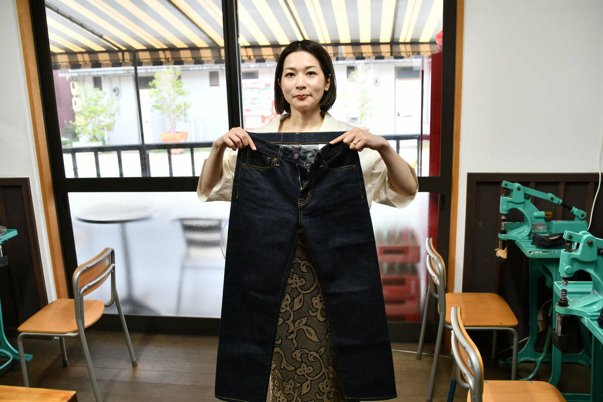 完成したジーンズ