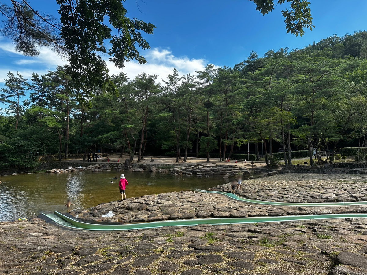 砂川公園内のウォータースライダーの写真 その2