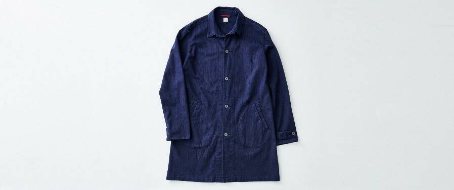 児島を拠点におく「中重」のファクトリーブランドである「ONO+8186」のショップコートのイメージ画像