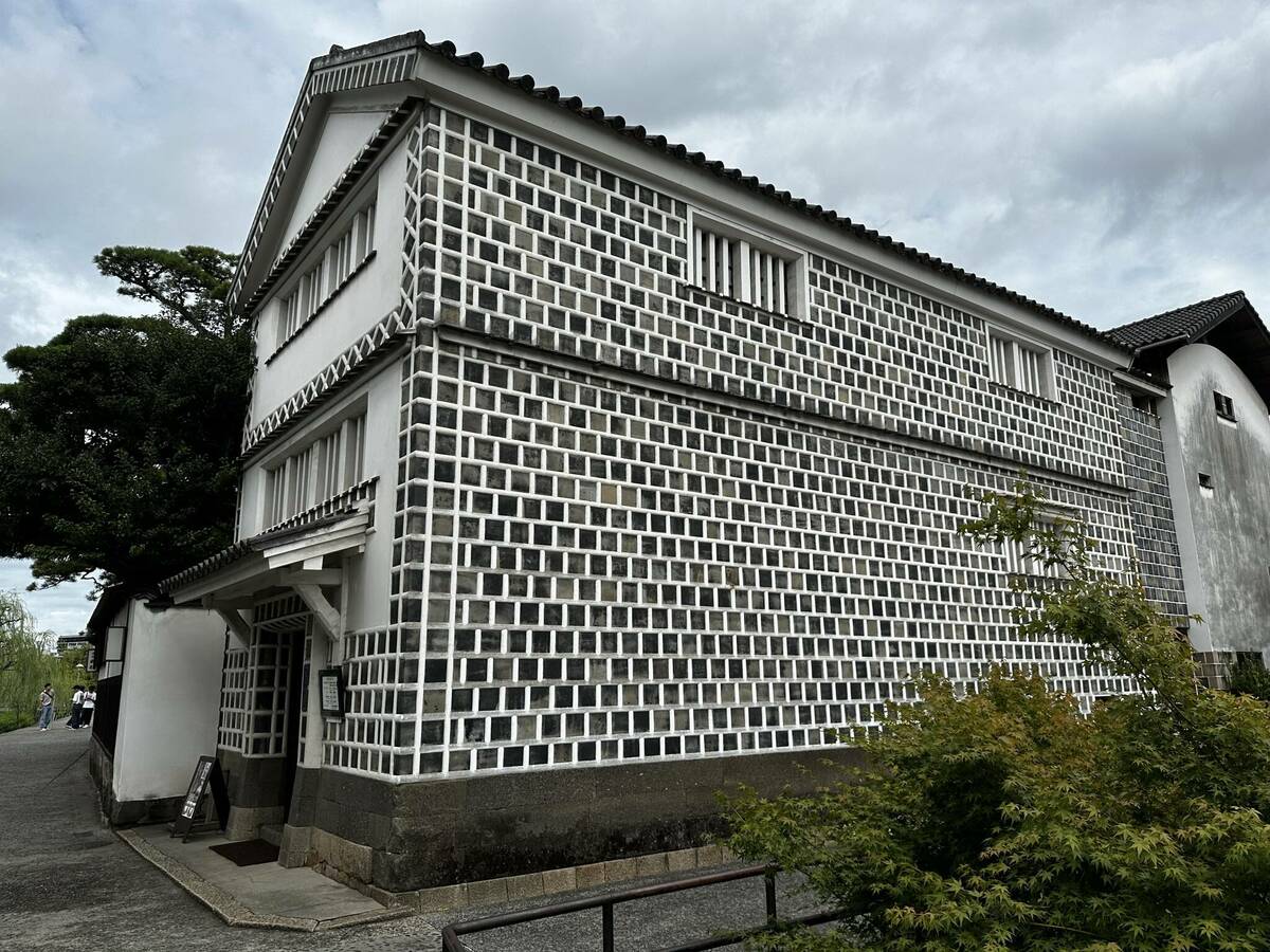 倉敷考古館側面