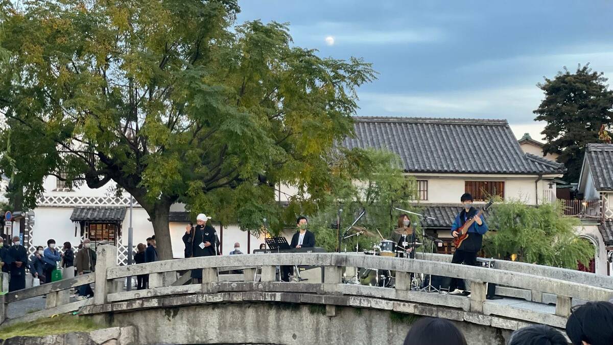 倉敷ジャズストリート橋の上での演奏