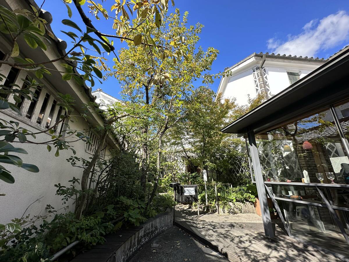 日本郷土玩具館中庭