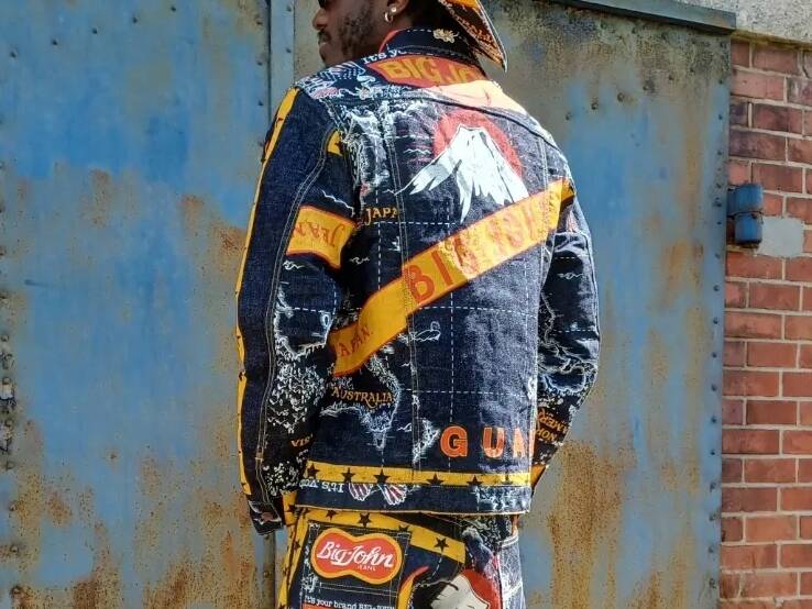 50周年BANNER DENIM JACKETの背面