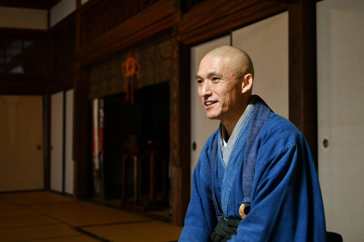 住職の小鍜冶(こかじ)さん