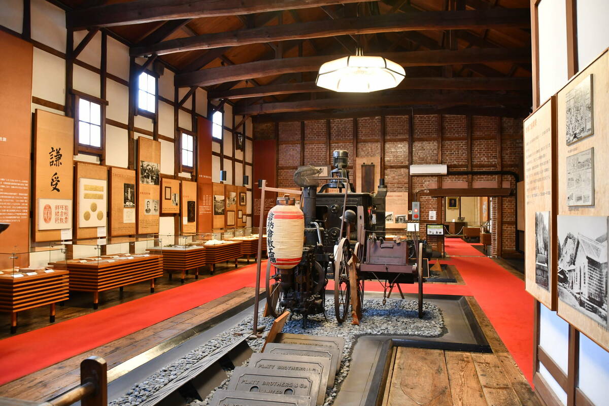 倉紡記念館の展示