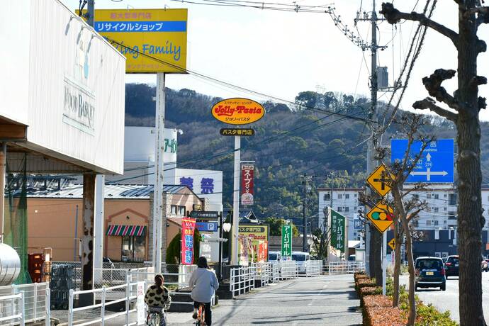 通り（南向き）